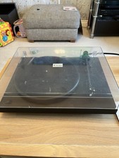 Pro-Ject Debut 1 Turntable. Good Working Condition. Ortofon OMB 10 stylus.