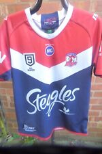 mens SYDNEY ROOSTERS NRL shirt - size M good condition