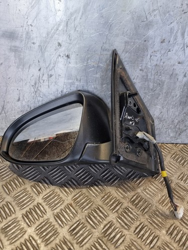Toyota auris wing - toyota,