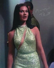 Maggie threet signed - signed, autograph