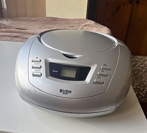 Bush cb132 portable player - bush,