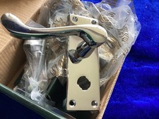 Carlisle brass DL55WCCP Scroll Lever Bathroom Handles - Polished Chrome