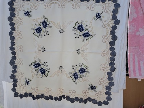 Square spanish embriodered - square,