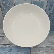 White Pottery/Ceramic Round Serving/Fruit Bowl  23.5cms Diameter 6.5 cm high