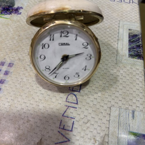 Coral vintage alarm travel - ,