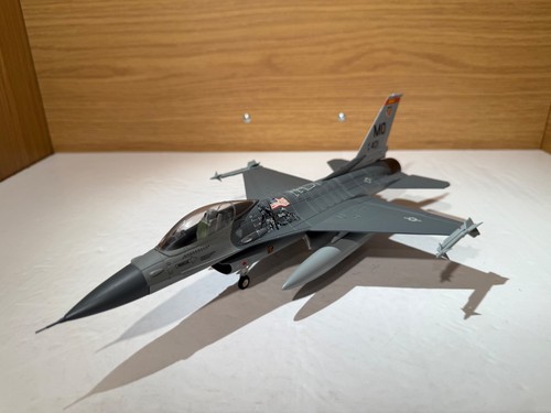 Franklin mint 16 - 1:48, falcon