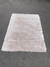 Benuta Lovely Soft Pink / Rose Bedroom Rug - used but in good condition