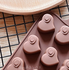 15 Swirl Heart Silicone