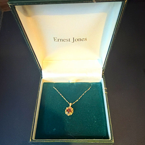 Ernest jones 9ct - jones,
