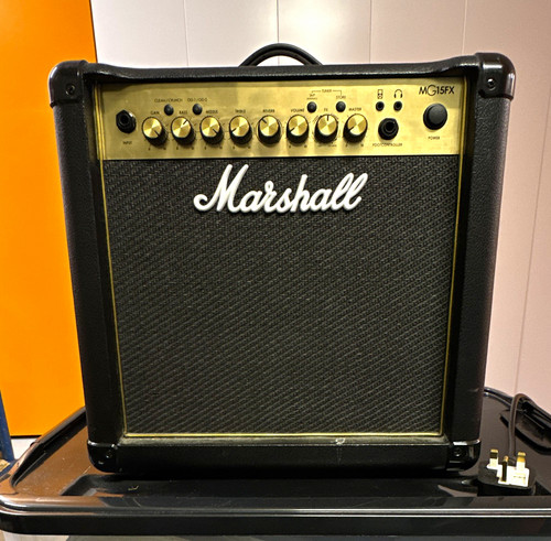 Marshall mg15cfx 15w solid - marshall,