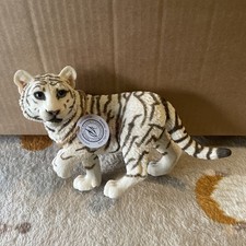 White Tiger Club Cub Standing