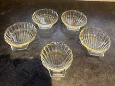 VTG 4 Large 1 Small Pyrex