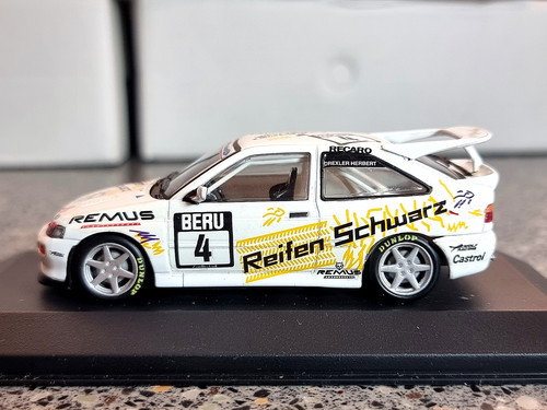 Minichamps ford escort - minichamps,