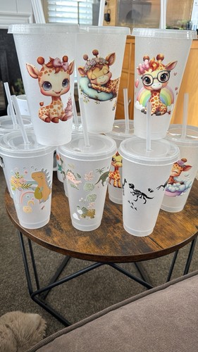 Clear plastic 24oz tumblers - clear,