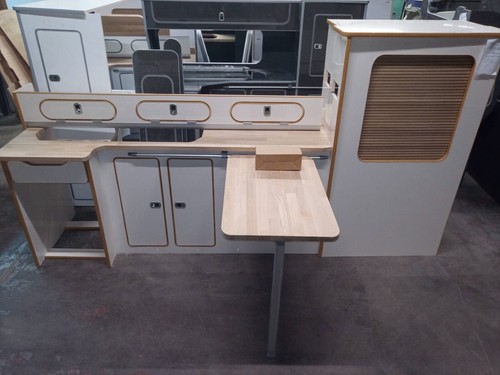 Assembled vivaro trafic lwb