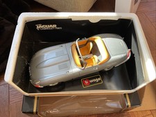 Jaguar E Type 1961 - Burago 1/18 scale various types & liveries available BOXED