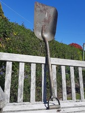 Heavy duty shovel handle - duty,