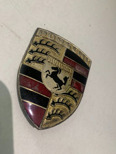 Porsche 911 Bonnet Badge