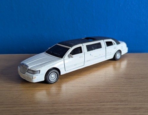1999 lincoln town - lincoln, white