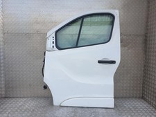 VAUXHALL VIVARO DOOR FRONT LEFT 10U 474 WHITE MK2 X82 2015