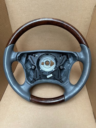Mercedes 220 class 215 - 220,