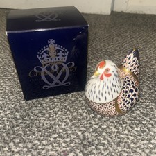 Royal Crown Derby FARMYARD HEN