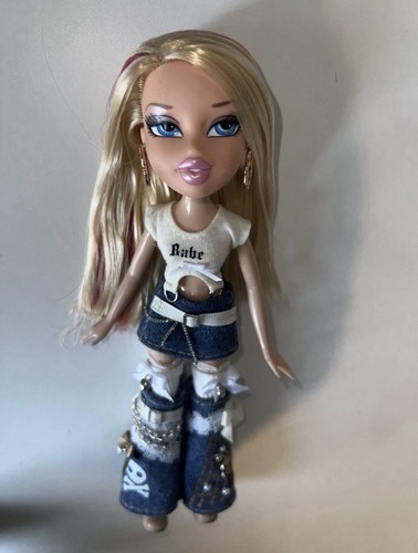 Bratz hairstyle cloe custom - bratz,
