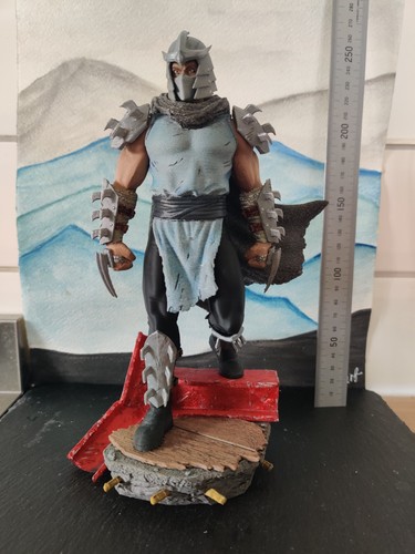 Shredder statue - (tmnt),