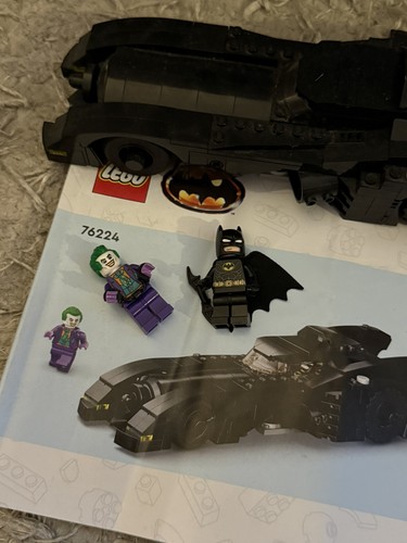 Lego 76224 batmobile batman - dc,