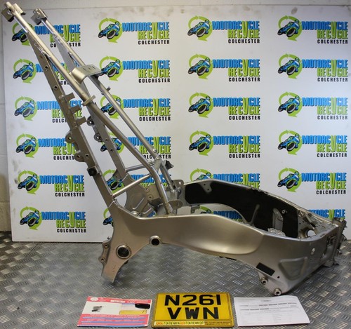 Suzuki 900 frame - 900, with