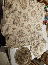 Dorma Eleanor V&A vintage Lace Frilled Double Duvet set + pillow & lampshade