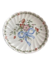 Wedgwood Ribbon Cascade small