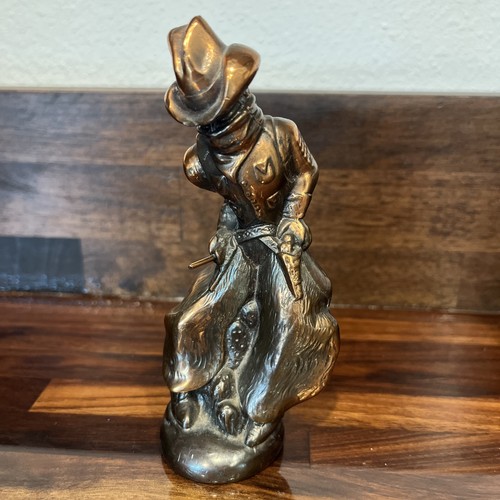 Vintage cowboy sculpture - vintage,