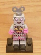 WIND UP FEMALE ROBOT LEGO FIGURE, EXCELLENT CONDITION BUT PLEASE SEE PHOTO'S FOR