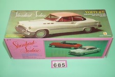 Standard Sedan Voiture Friction Powered Tin Model Car In Box