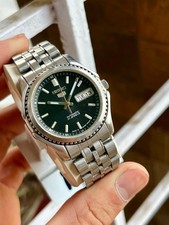 SEIKO 5 SUPERIOR BLACK DAIL