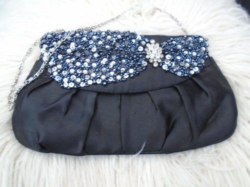 Lucie black satin - k,