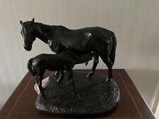 MARE AND FOAL sculpture