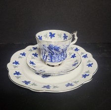 Mid-Century Modern ROYAL