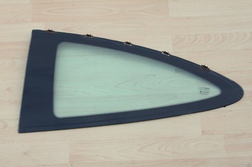 Rear left quarter light window - left,