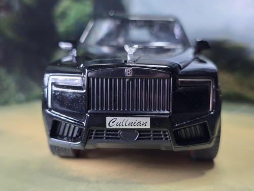 Rolls royce cullinan suv alloy - suv,