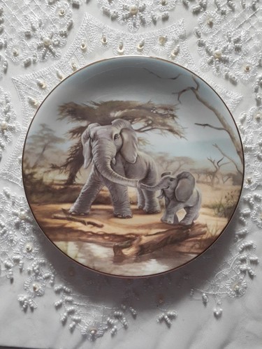 Plate elephant baby - &,