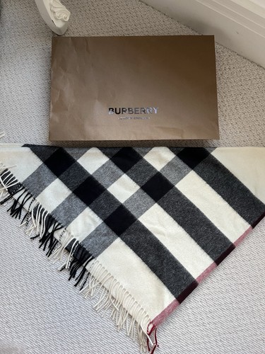 Burberry women 100 - burberry, cashmere