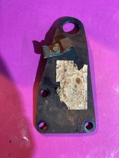 Land Rover V8 Engine  Lifting