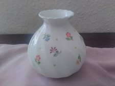 Wedgwood Cascade Small Posy