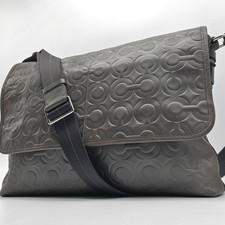 Coach 70250 Op Art Signature C