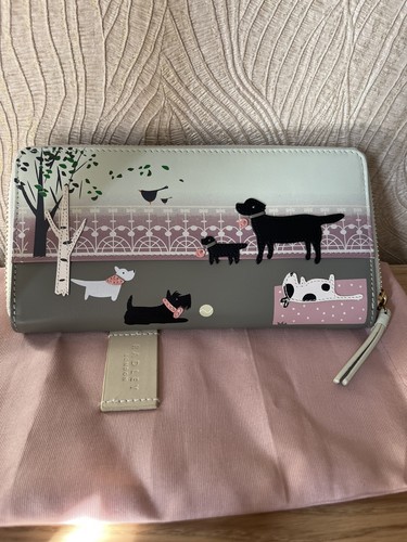 Radley friends large zip - &,