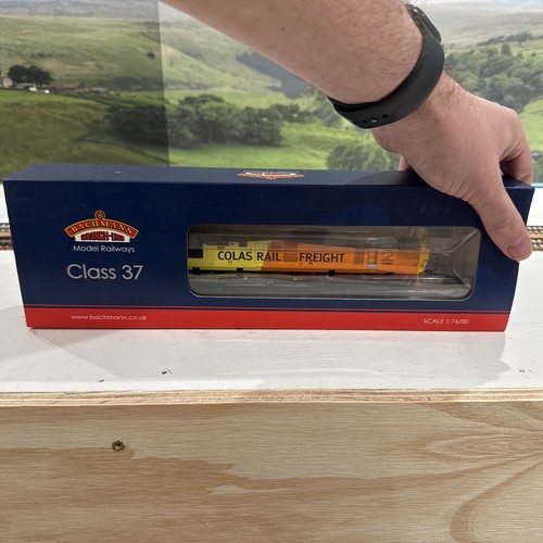 Bachmann 789 class colas - bachmann, 37