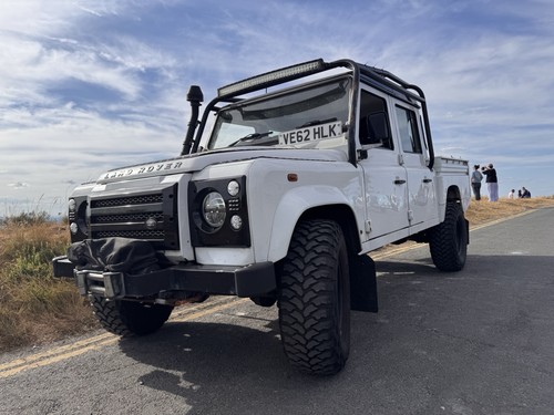 Land rover defender - land,