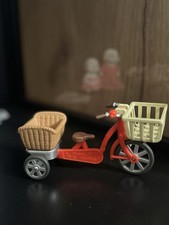 Sylvanian Families Vintage Red